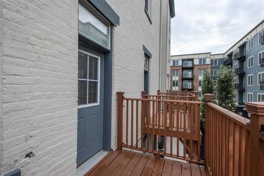 130-134 William Howard Taft Road - Apartment - 3