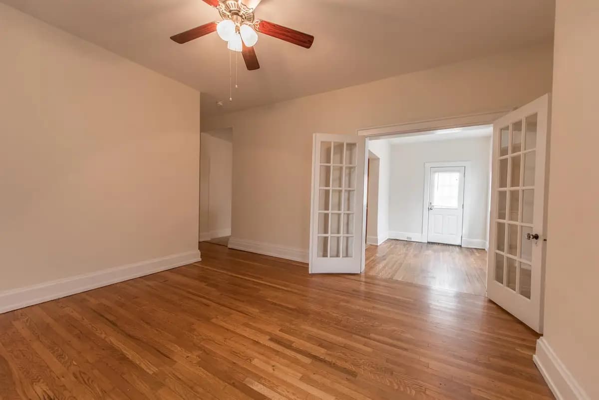 Cincinnati apartments for rent - image - 134 WHT- 4-3.jpg