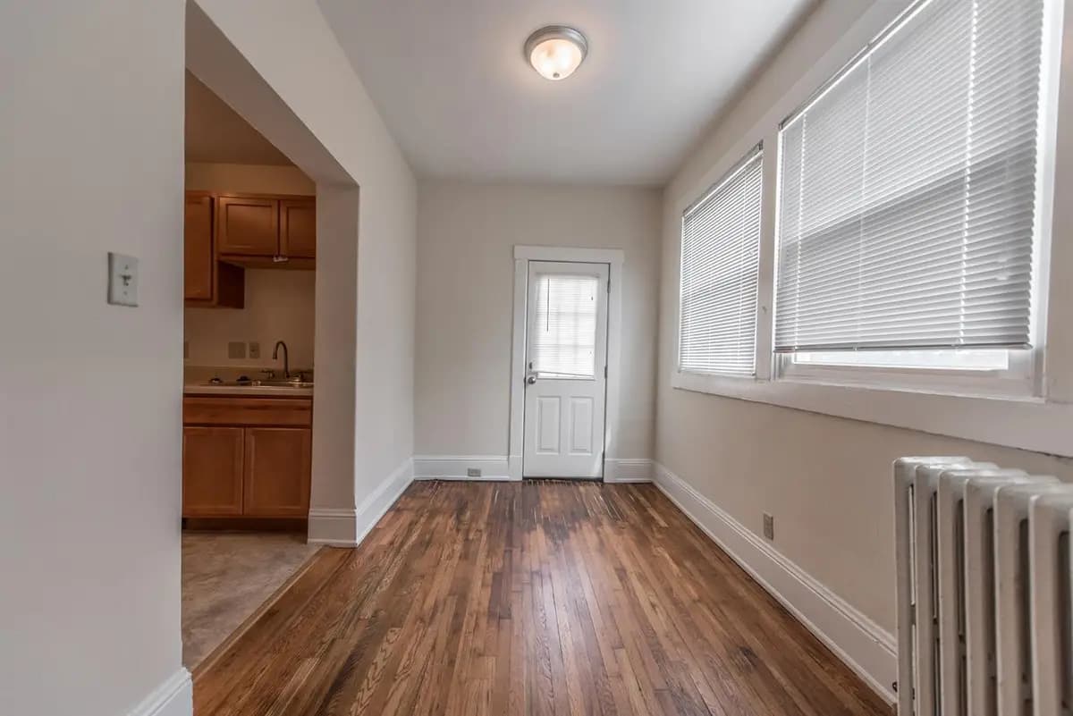 130-134 William Howard Taft Road - Apartment - 50