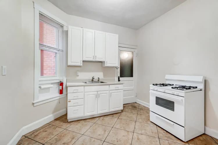 Cincinnati apartments for rent - image - 024.jpg