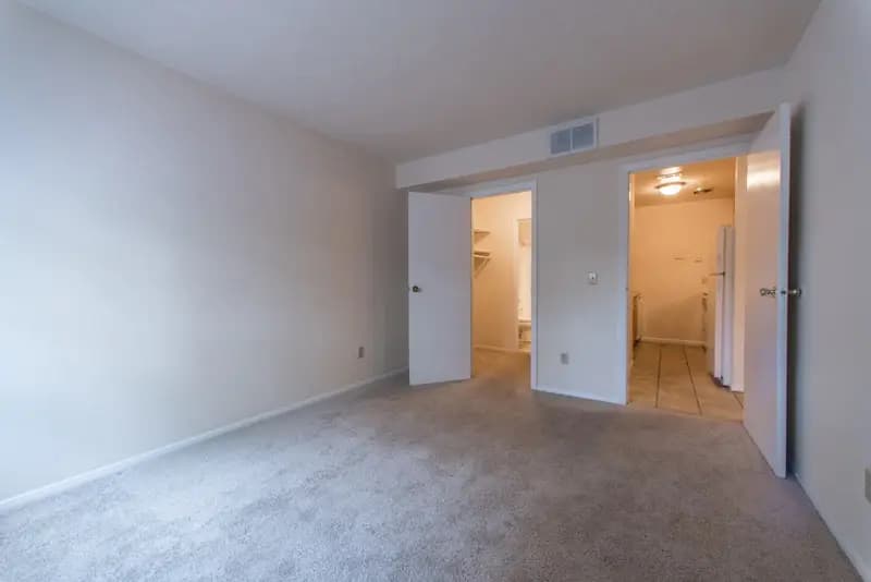 The Oaks - Apartment - 14