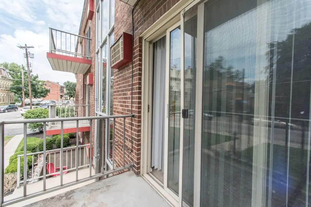 2404 Ohio Avenue - Apartment - 2