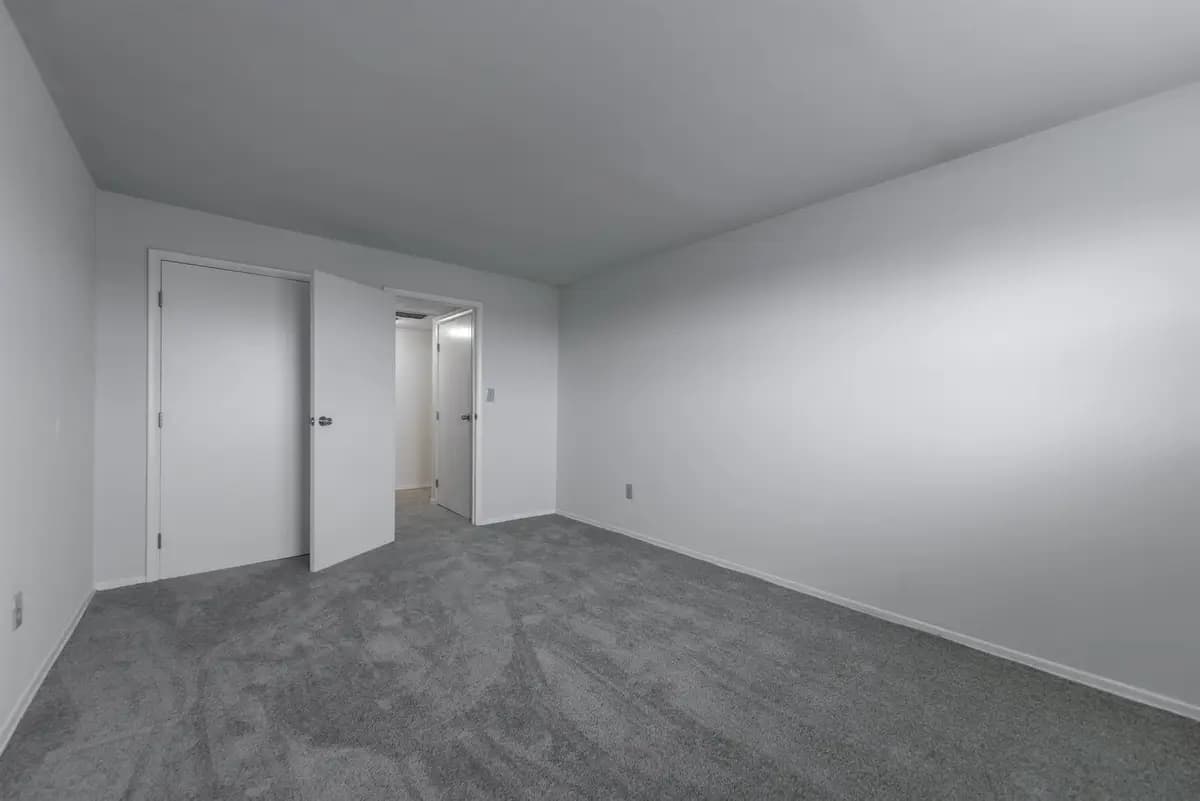 Cincinnati apartments for rent - image - 310 Oak- 704-11.jpg
