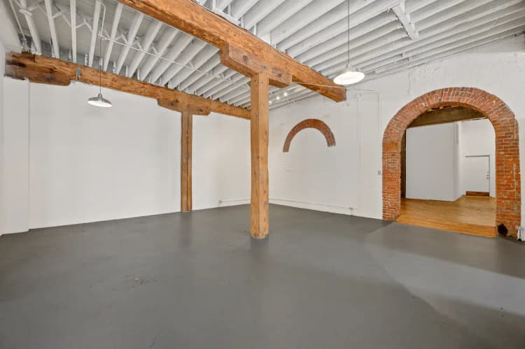 Cincinnati apartments for rent - image - 1622Vine_U11_010.jpg