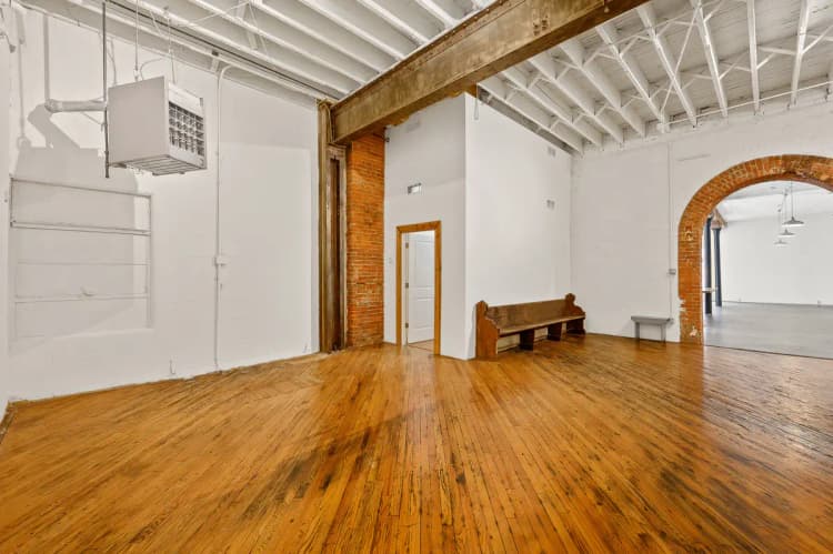 Cincinnati apartments for rent - image - 1622Vine_U11_019.jpg