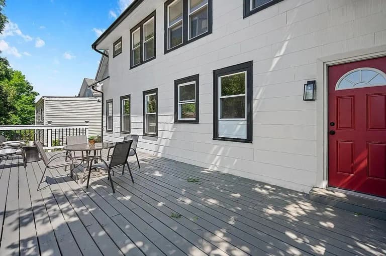 undefined apartments for rent - image - large (26).png