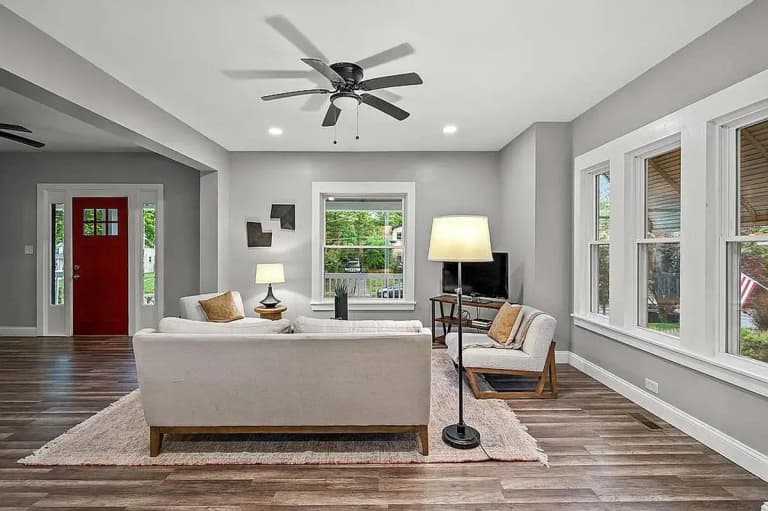 undefined apartments for rent - image - large (5).png