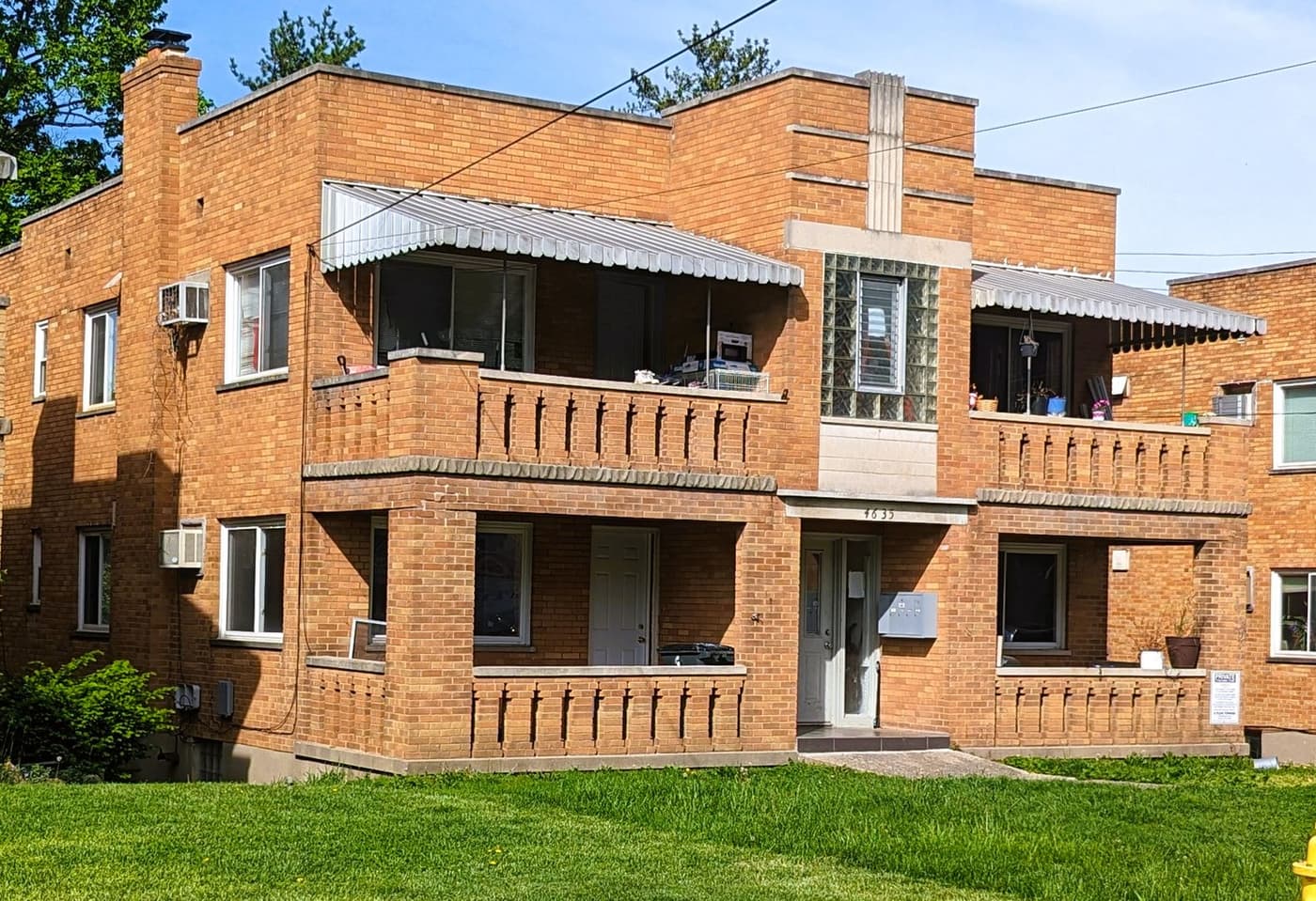 undefined apartments for rent - image - large.jpg