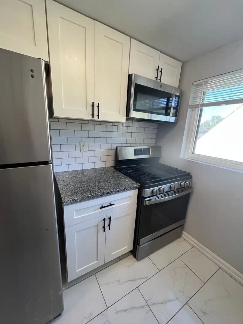 4326 Oakwood Ave - Apartment - 19