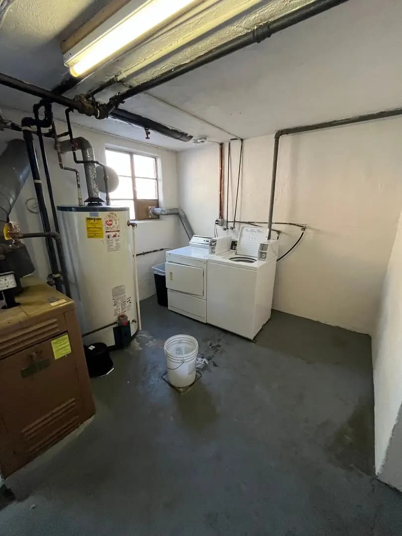 4326 Oakwood Ave - Apartment - 26