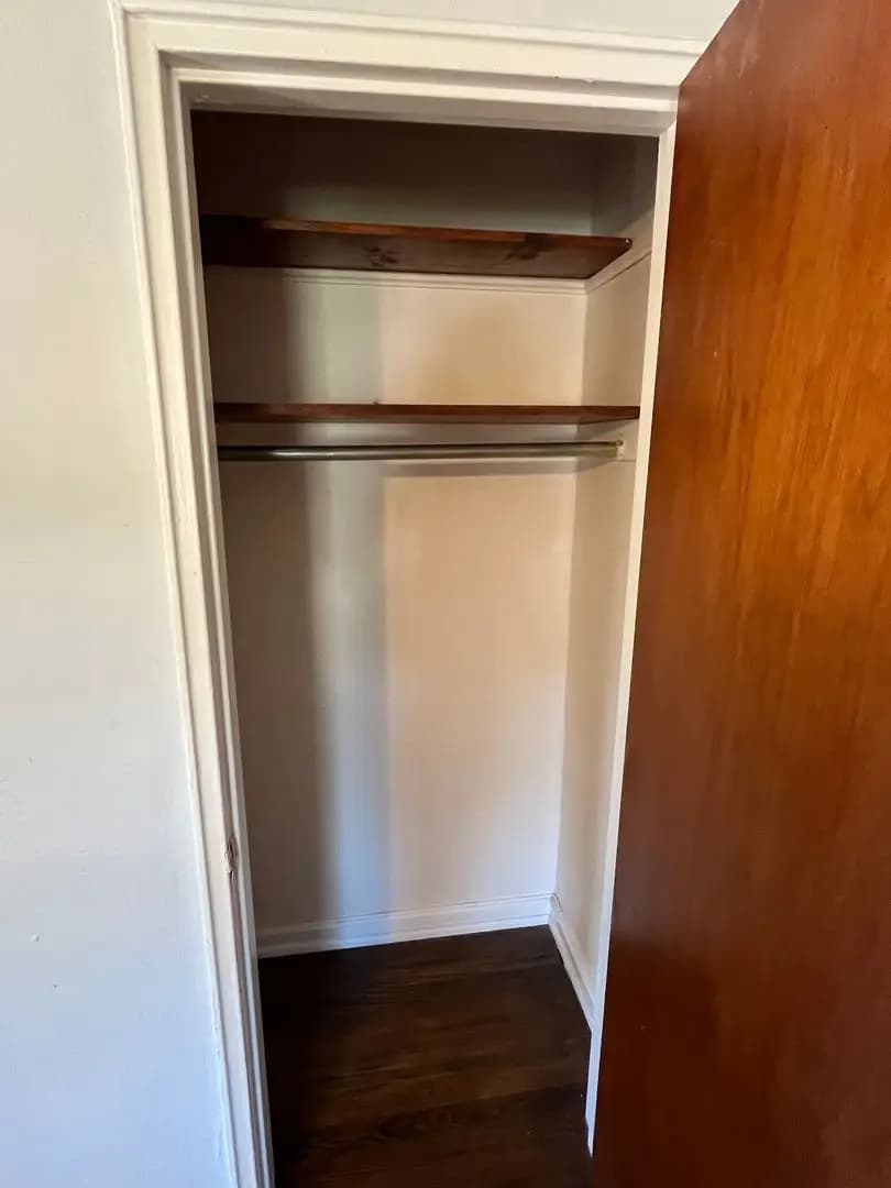 4326 Oakwood Ave - Apartment - 5