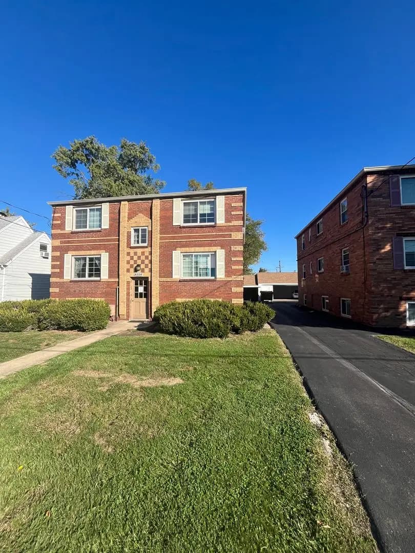 4326 Oakwood Ave - Apartment - 9