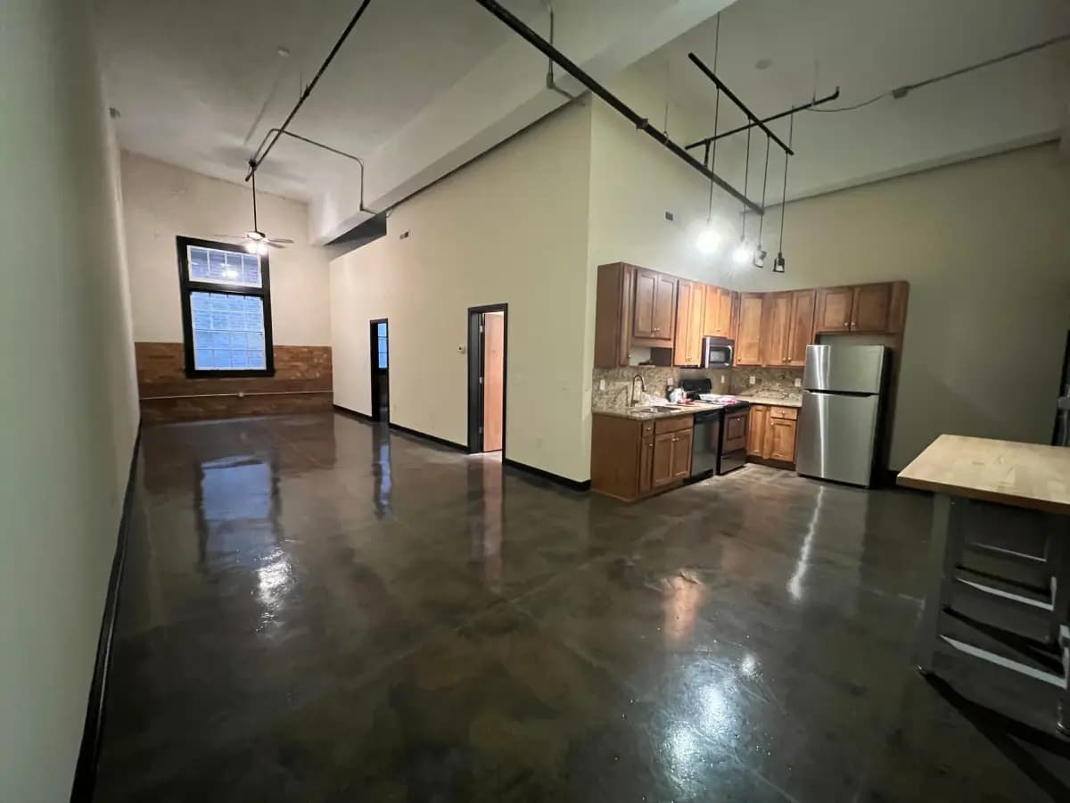 Alumni Lofts - Apartment - 160