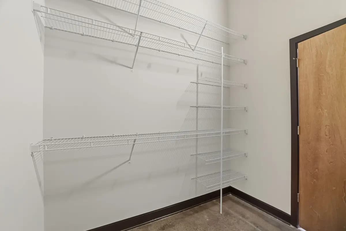 Alumni Lofts - Apartment - 96