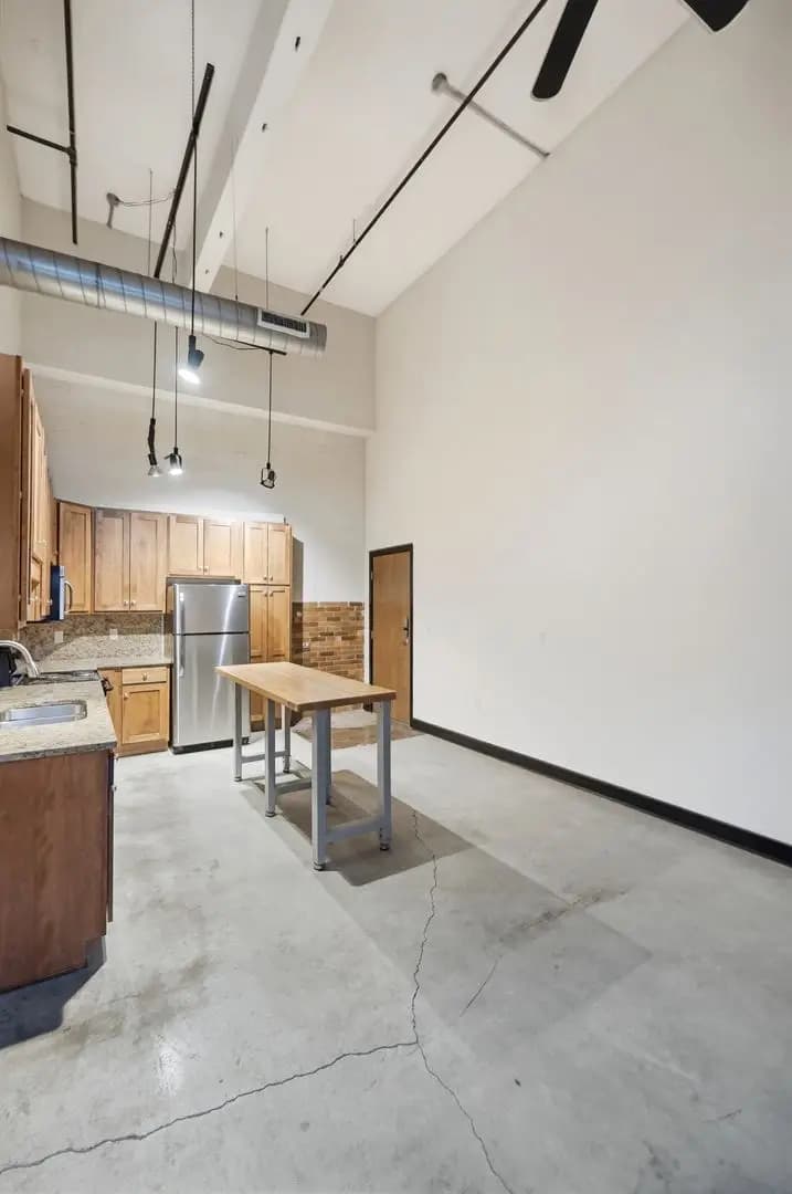 Alumni Lofts - Apartment - 11