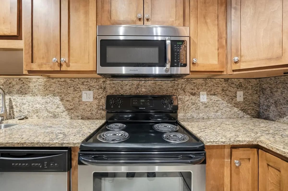 Alumni Lofts - Apartment - 12