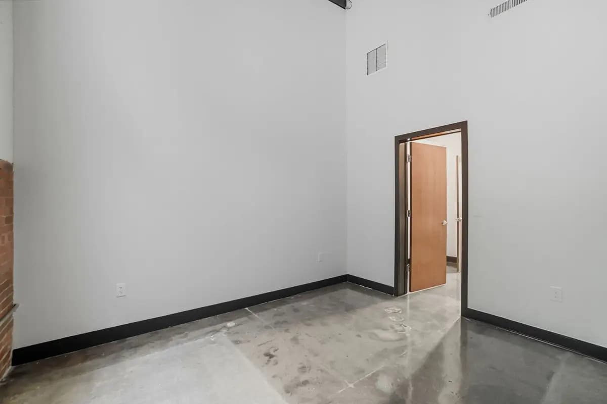 Alumni Lofts - Apartment - 93
