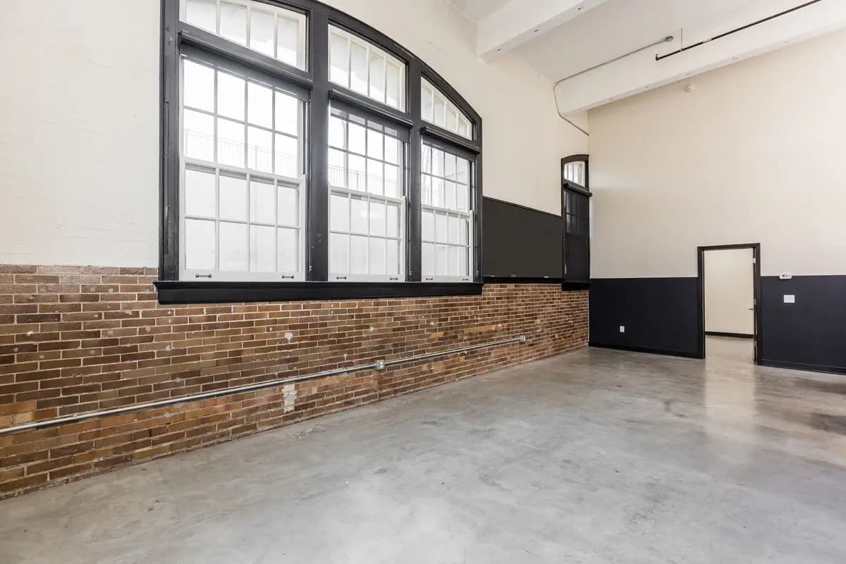 Alumni Lofts - Apartment - 102