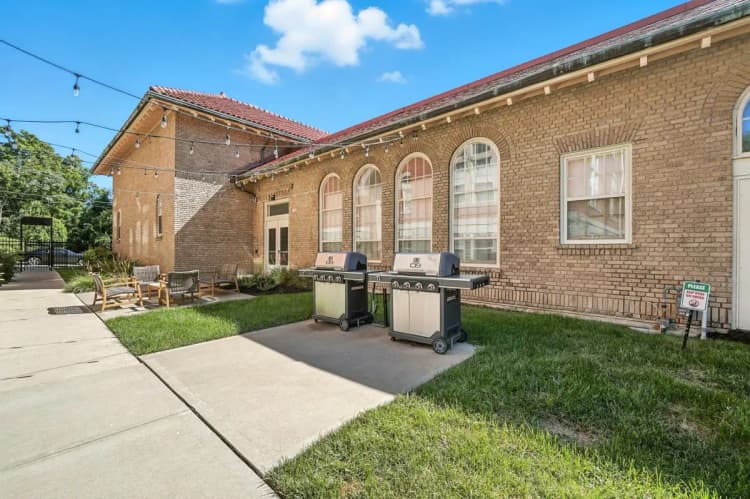 Cincinnati apartments for rent - image - 050-1920w.webp