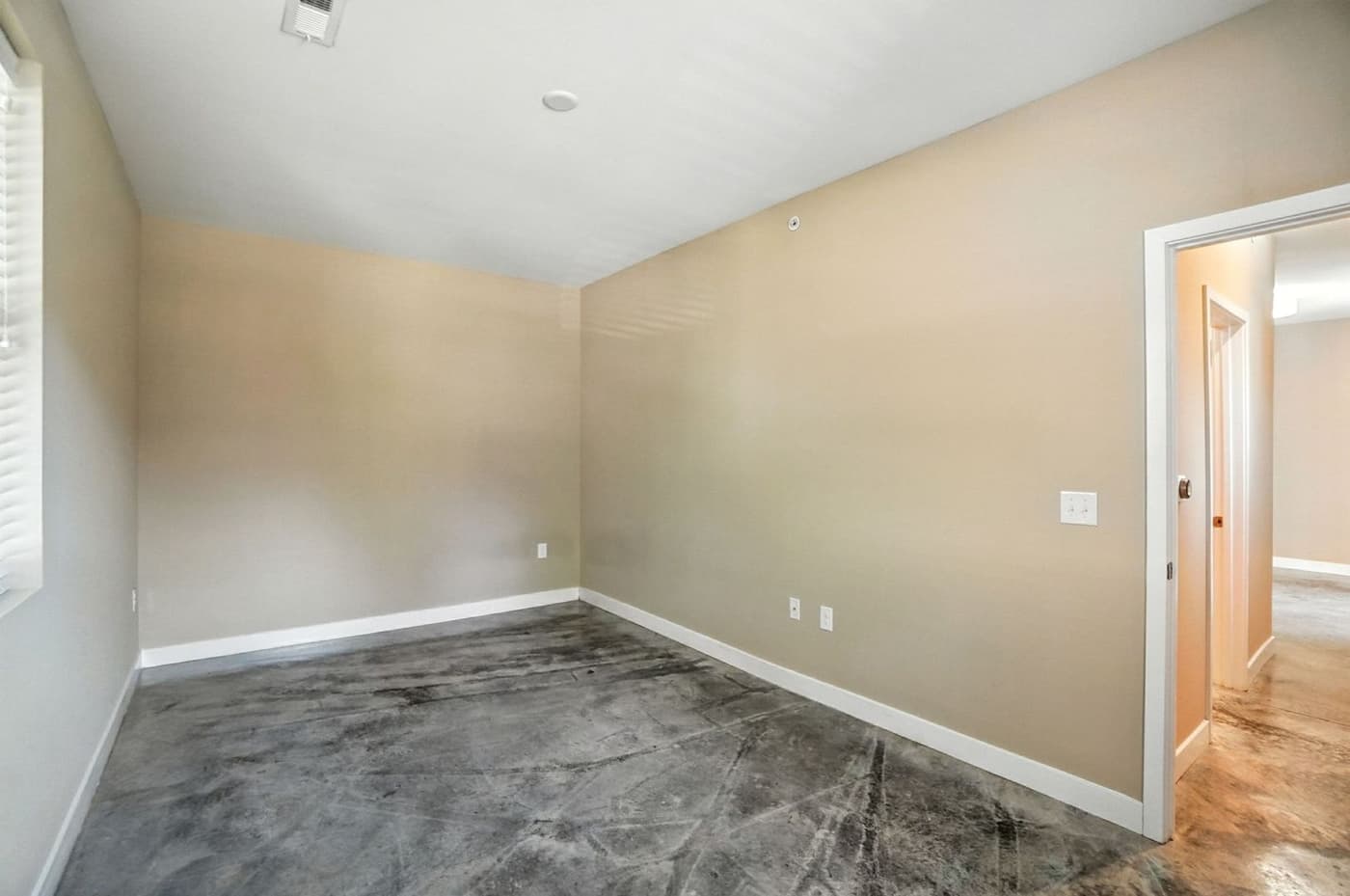 New Windsor Flats - Apartment - 71