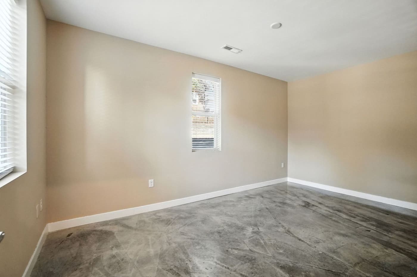 New Windsor Flats - Apartment - 49