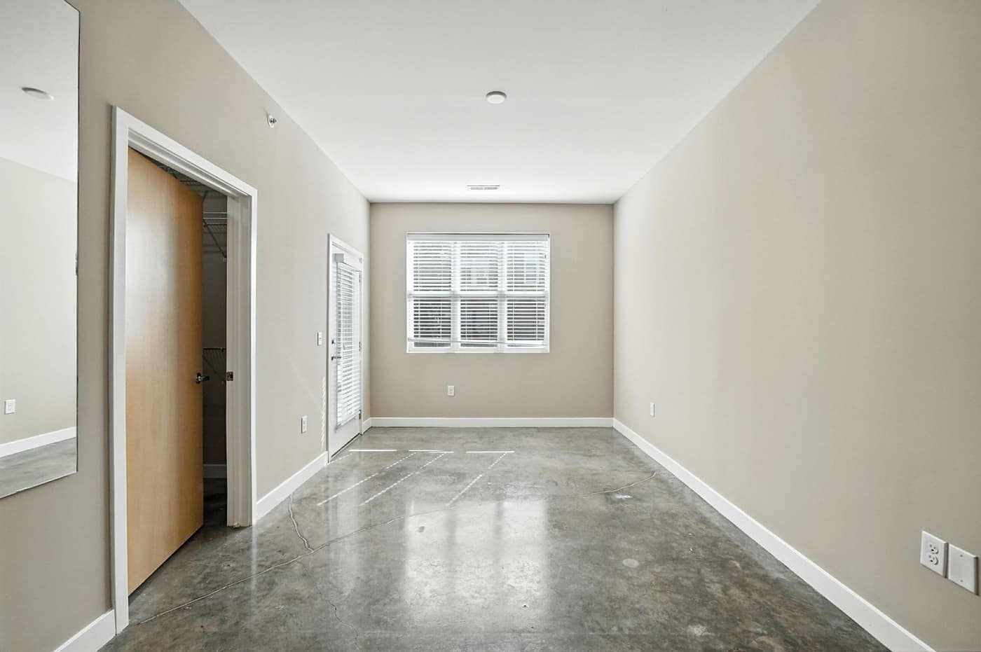 New Windsor Flats - Apartment - 77