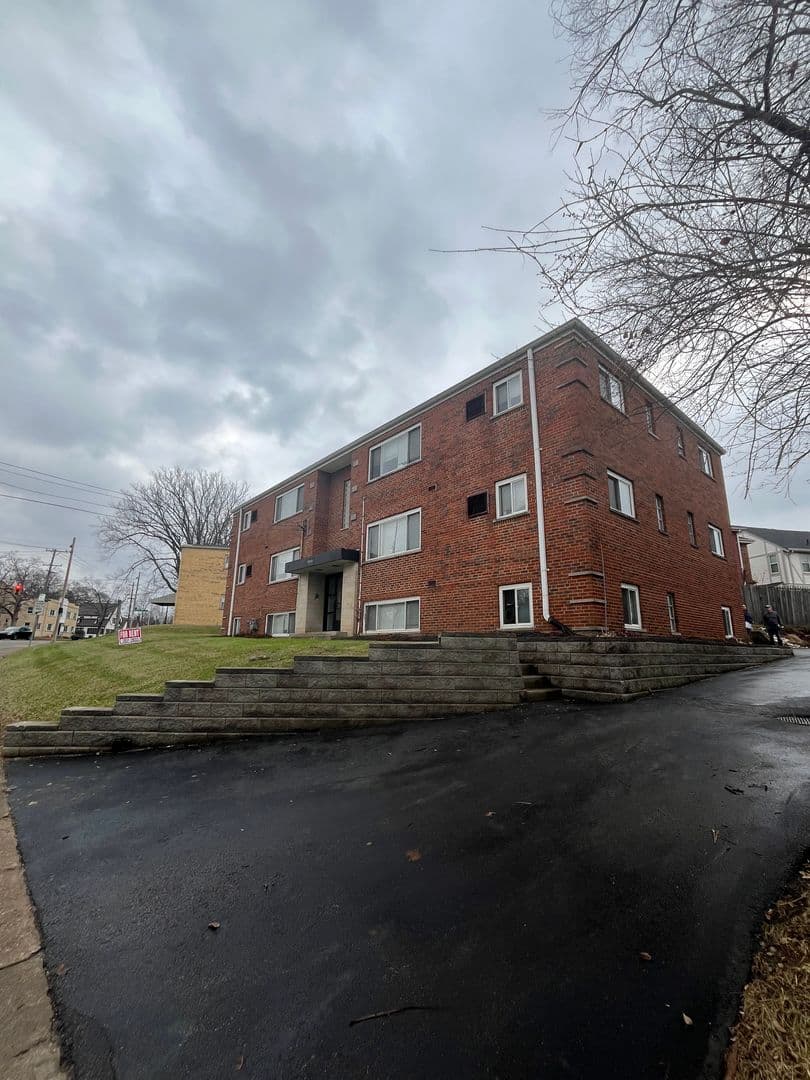 4801 Madison Rd - Apartment - 18