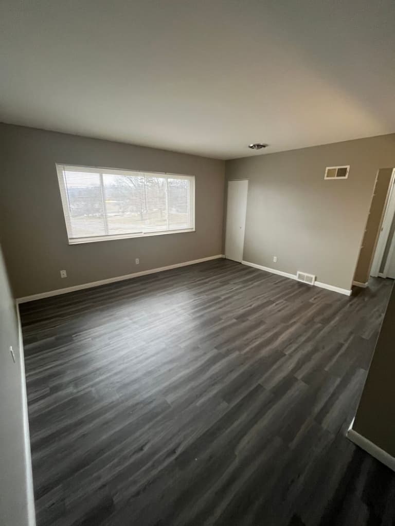 undefined apartments for rent - image - large (5).jpeg