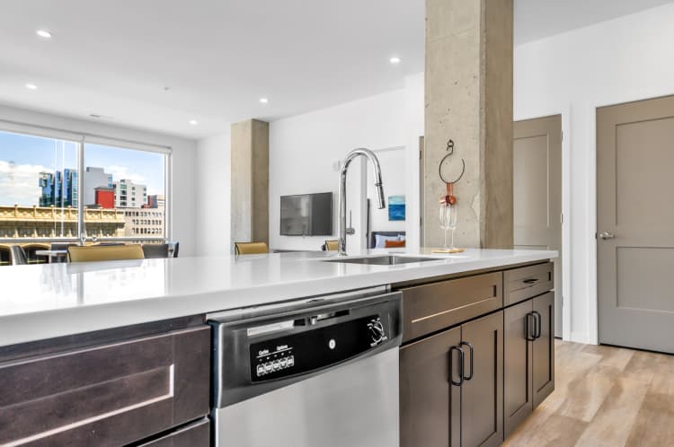Cincinnati apartments for rent - image - The Blonde open kitchen layout