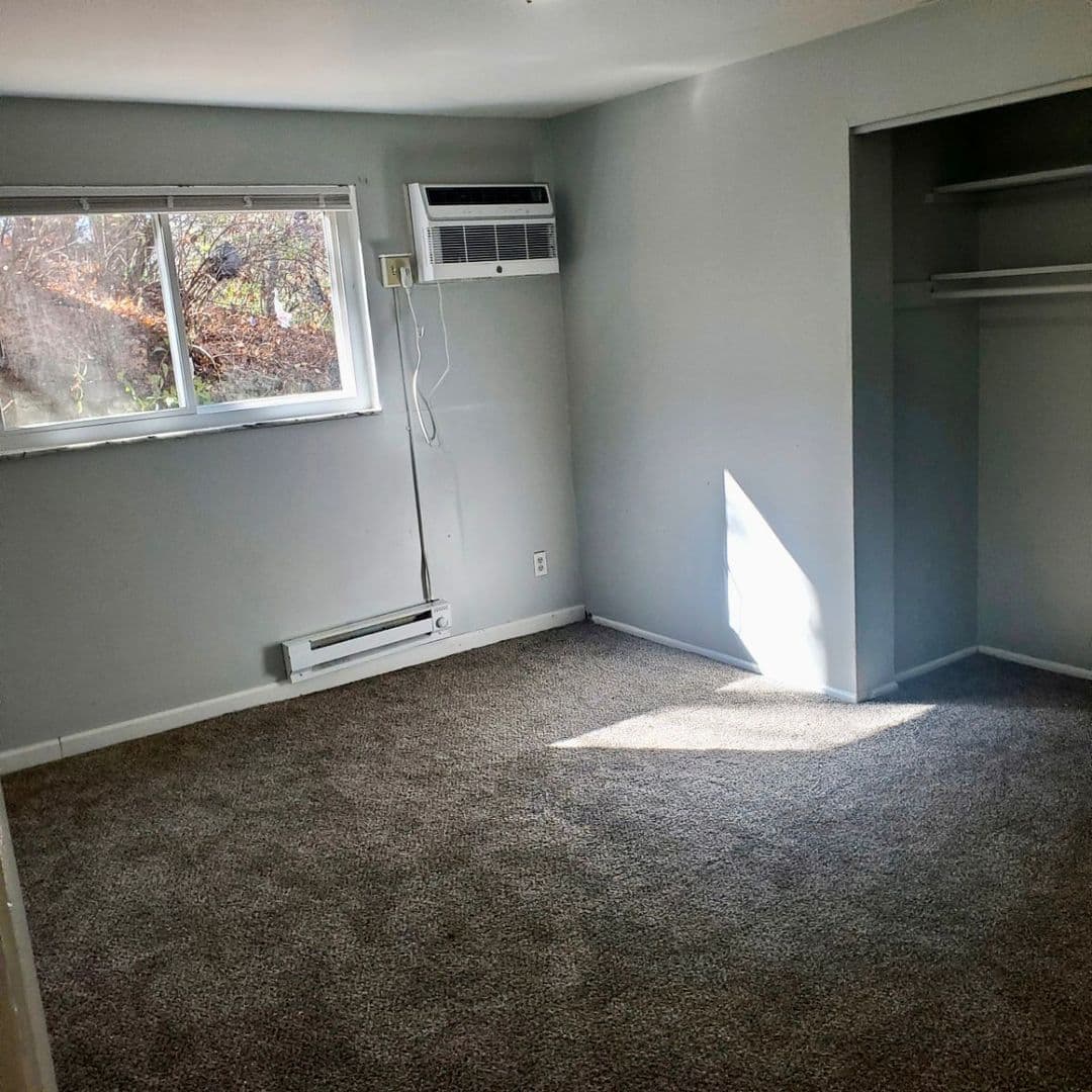 Cincinnati apartments for rent - Property image - Westwood Manor - 2
