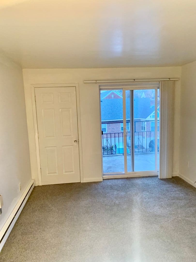 Yale Estates - Apartment - 7