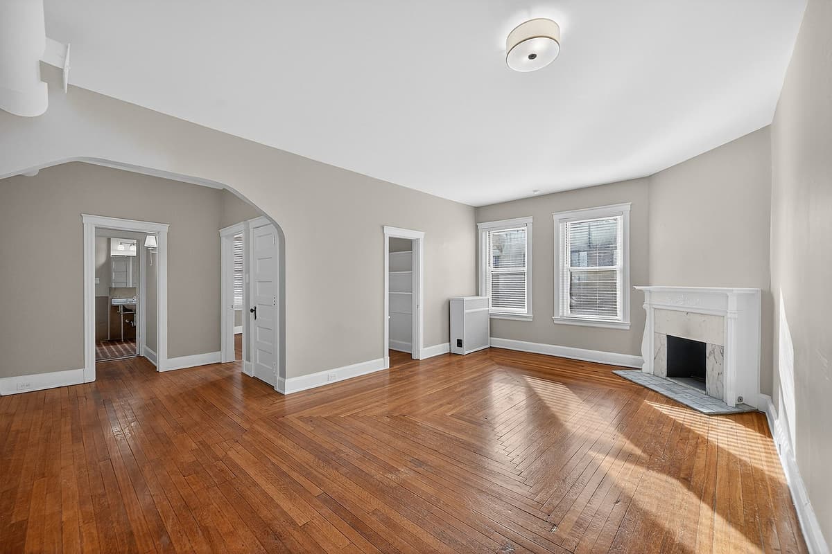 Cincinnati apartments for rent - image - 11-DSC_1253