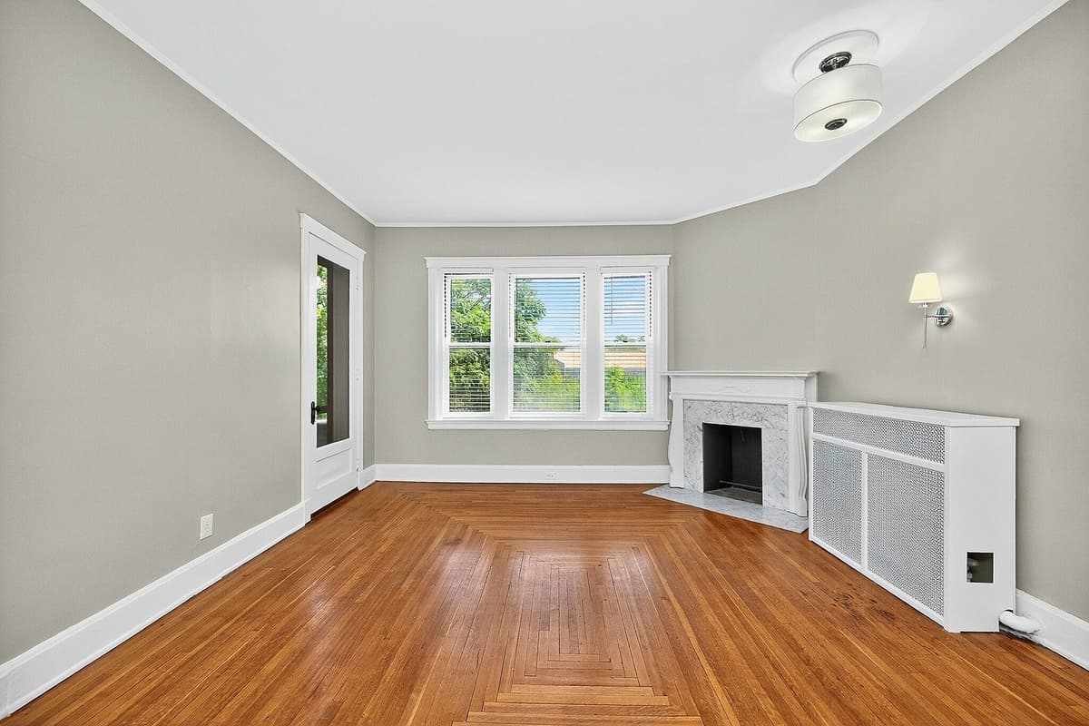 Clermont Condominiums - Apartment - 17
