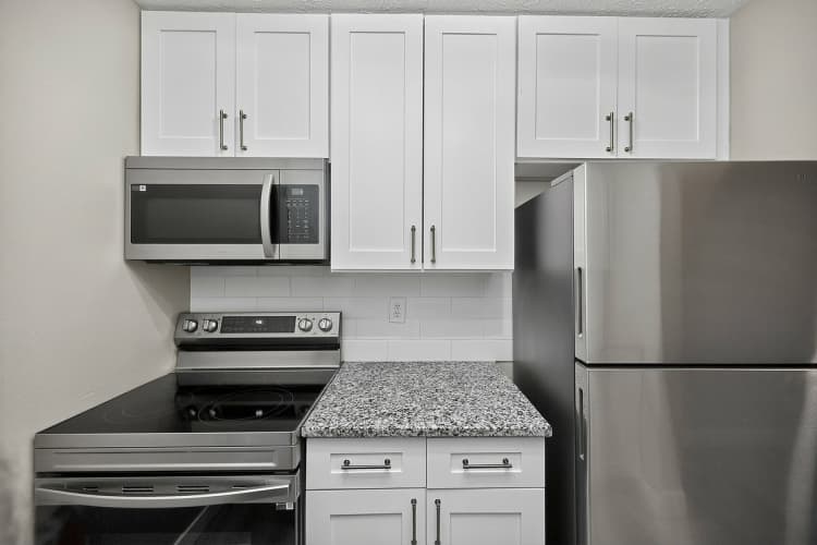 Cincinnati apartments for rent - image - 10-DSC_1922