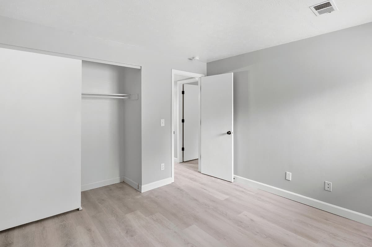 Mariemont Woods - Apartment - 19