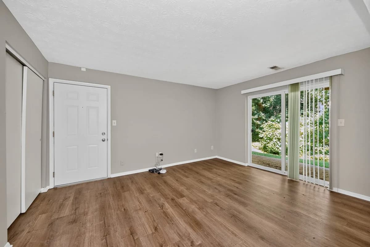 Mariemont Woods - Apartment - 37