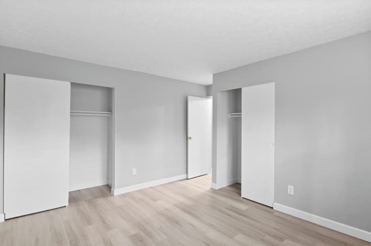 Cincinnati apartments for rent - image - Large Closets