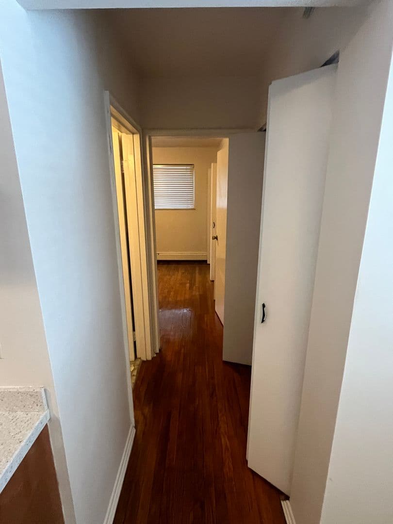 2812 Madison Road - Apartment - 16
