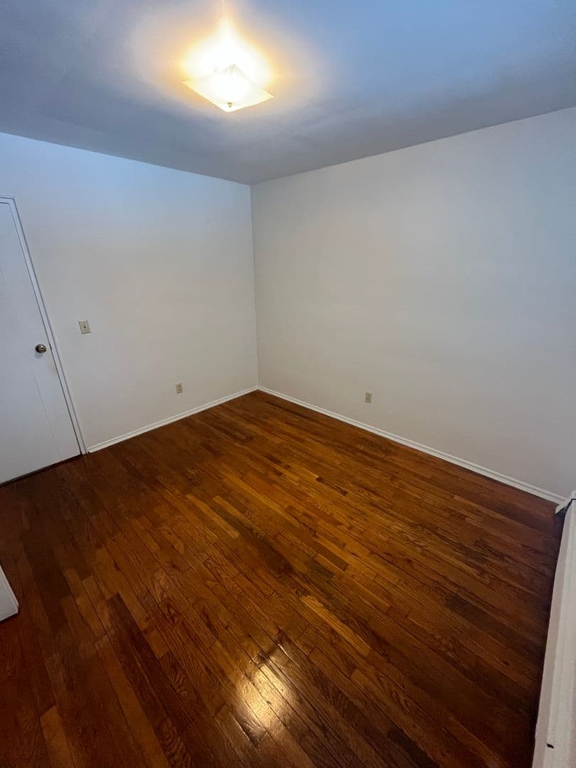 2812 Madison Road - Apartment - 22