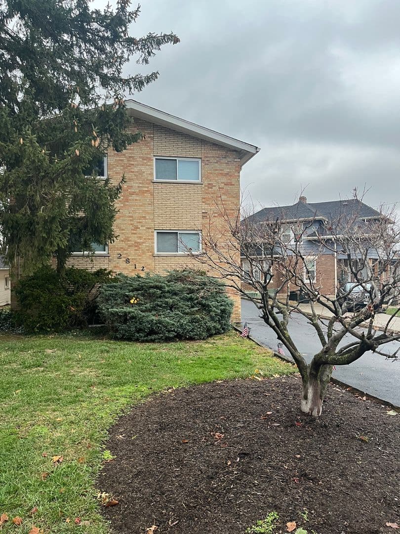 2812 Madison Road - Apartment - 24