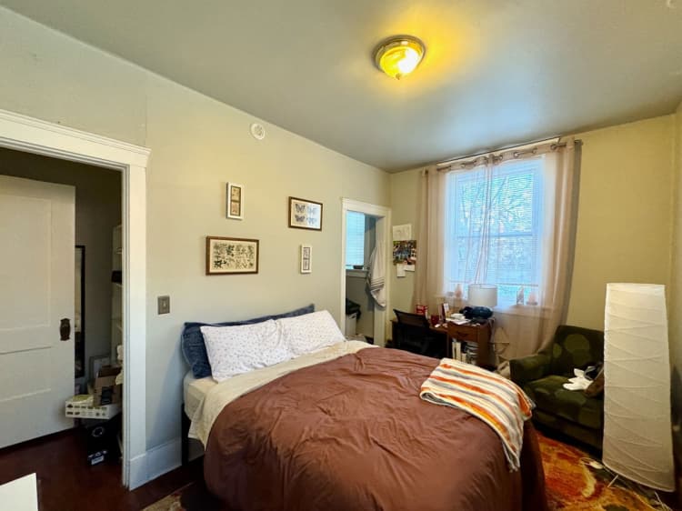 undefined apartments for rent - image - large (17).jpeg