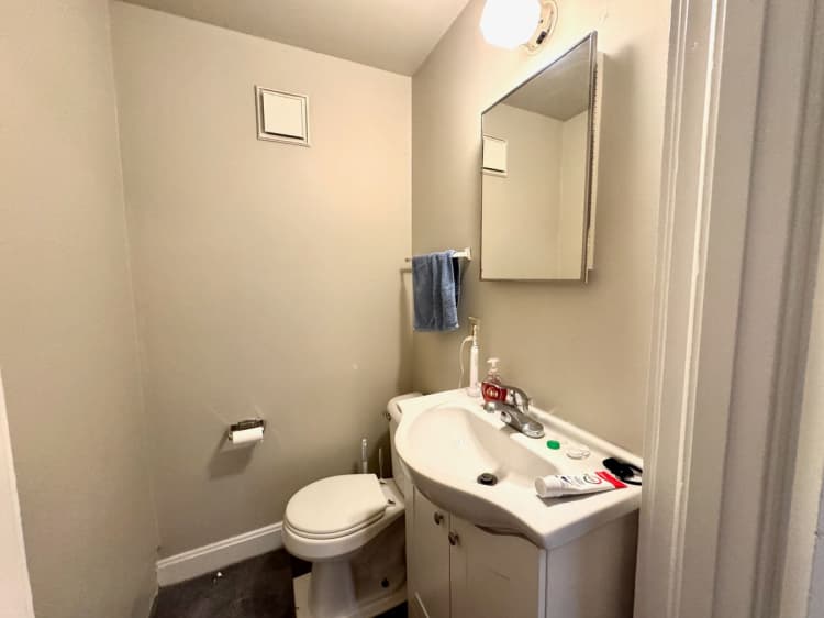 undefined apartments for rent - image - large (23).jpeg