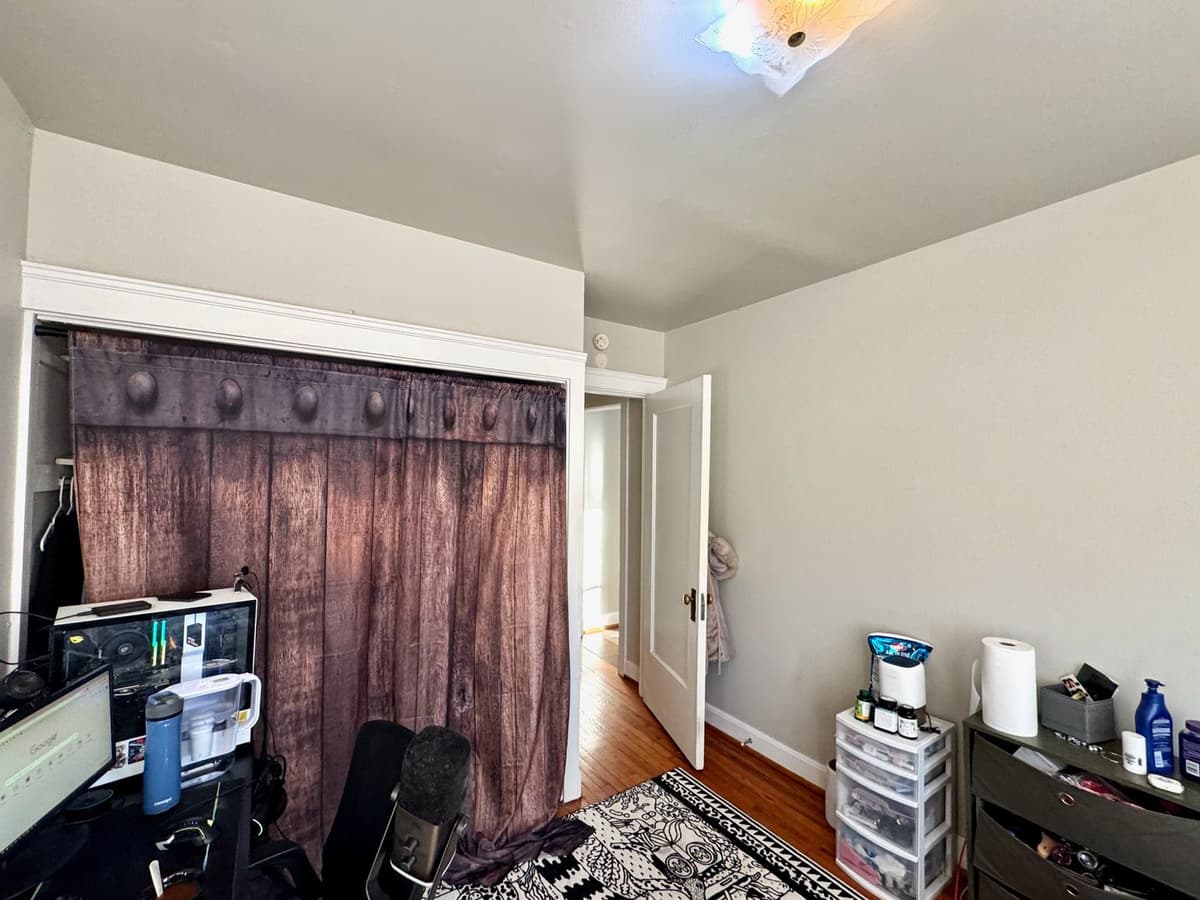 undefined apartments for rent - image - large (26).jpeg