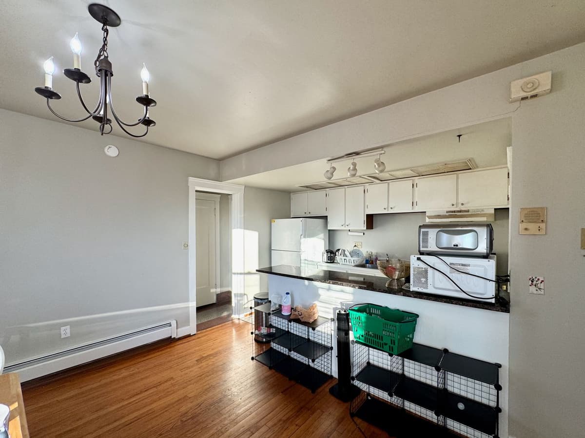 undefined apartments for rent - image - large (5).jpeg