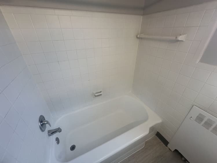 Cincinnati apartments for rent - image - large-142.jpg