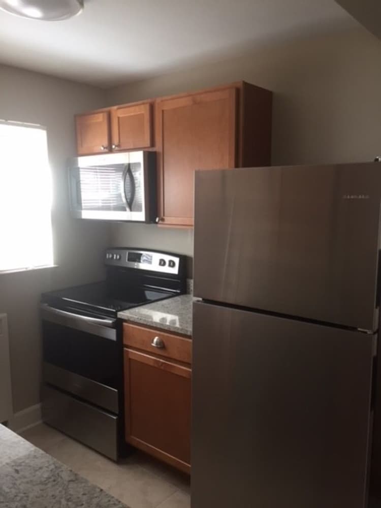 Cincinnati apartments for rent - image - large-1804.jpg