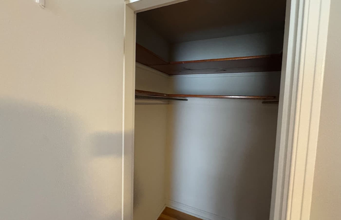 2711 Edroy Court - Apartment - 78