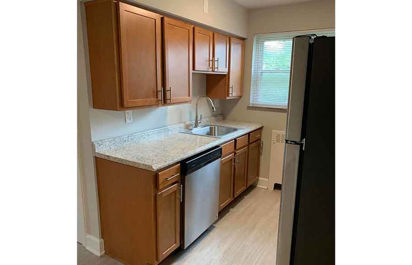 2711 Edroy Court - Apartment - 8