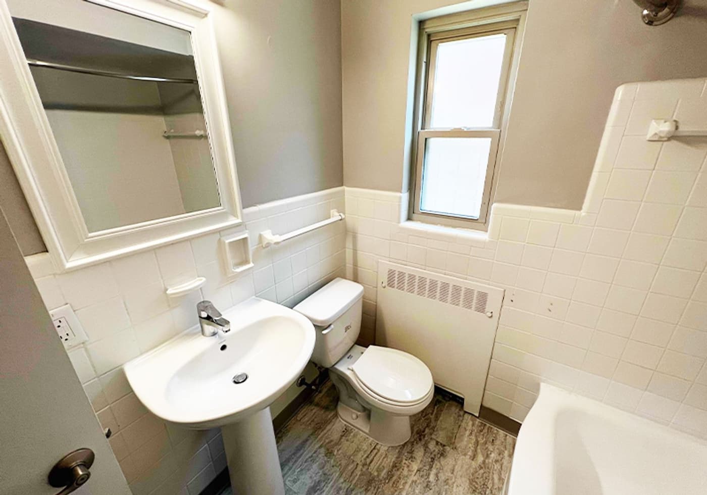 Cincinnati apartments for rent - image - large-706.jpg