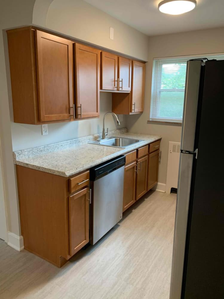 Cincinnati apartments for rent - image - large-744.jpg